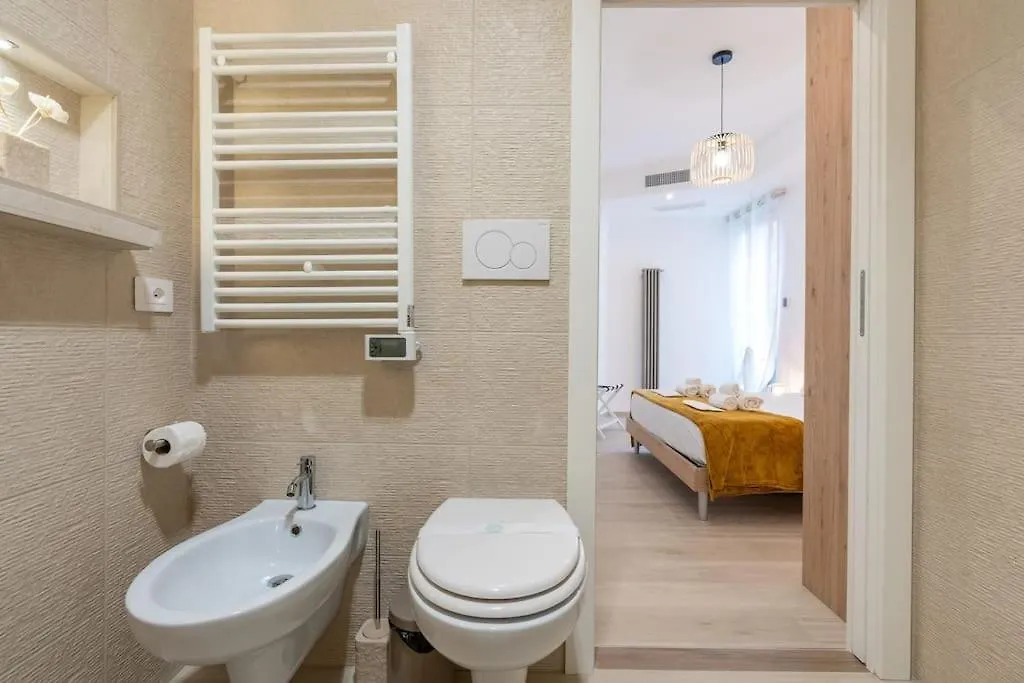 Apartment Metro A 1 Min - Casa Elegante - 3 Bagni En Suite Rome