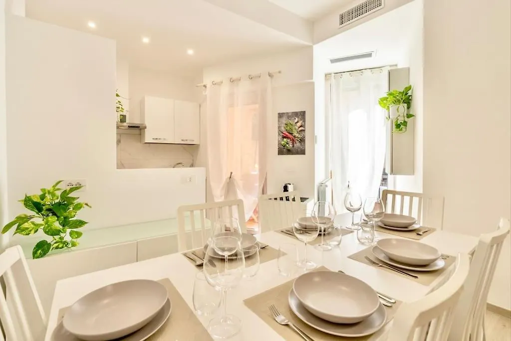 Apartment Metro A 1 Min - Casa Elegante - 3 Bagni En Suite Rome