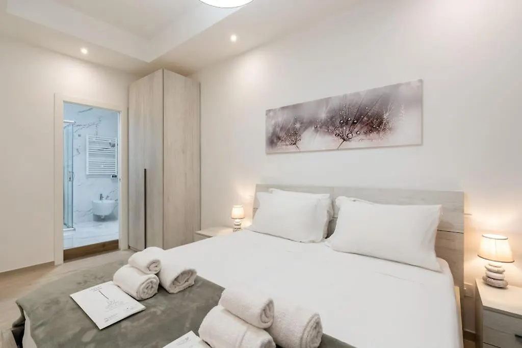 Apartment Metro A 1 Min - Casa Elegante - 3 Bagni En Suite Rome