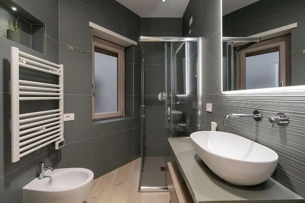 Metro A 1 Min - Casa Elegante - 3 Bagni En Suite Rome 0*,